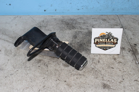 04-09 Honda Shadow Aero VT750 Driver Right Foot Peg Front Footrest Bracket Mount