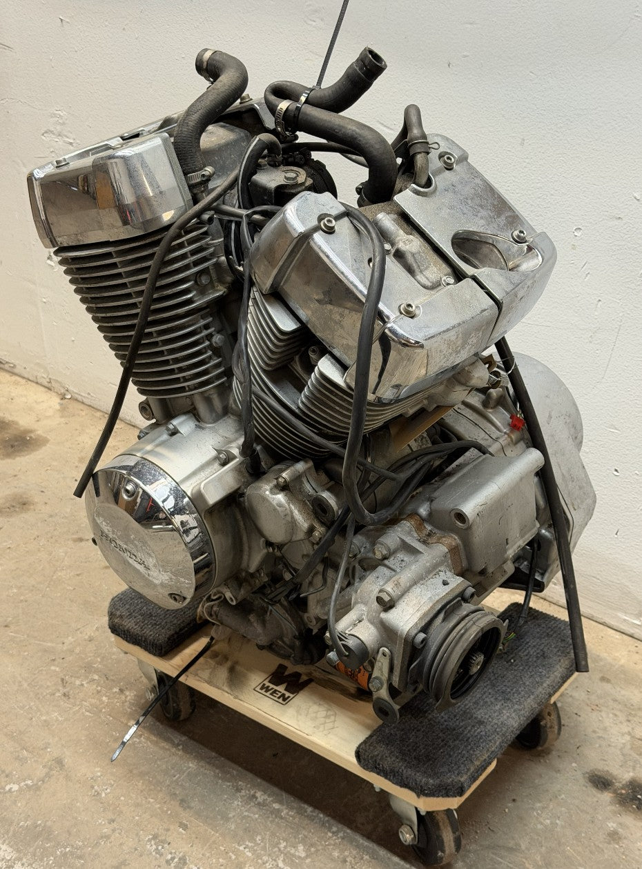 04-12 Honda Shadow Aero VT750 Engine Motor Transmission *RUNS BLOWN HEAD GASKET*