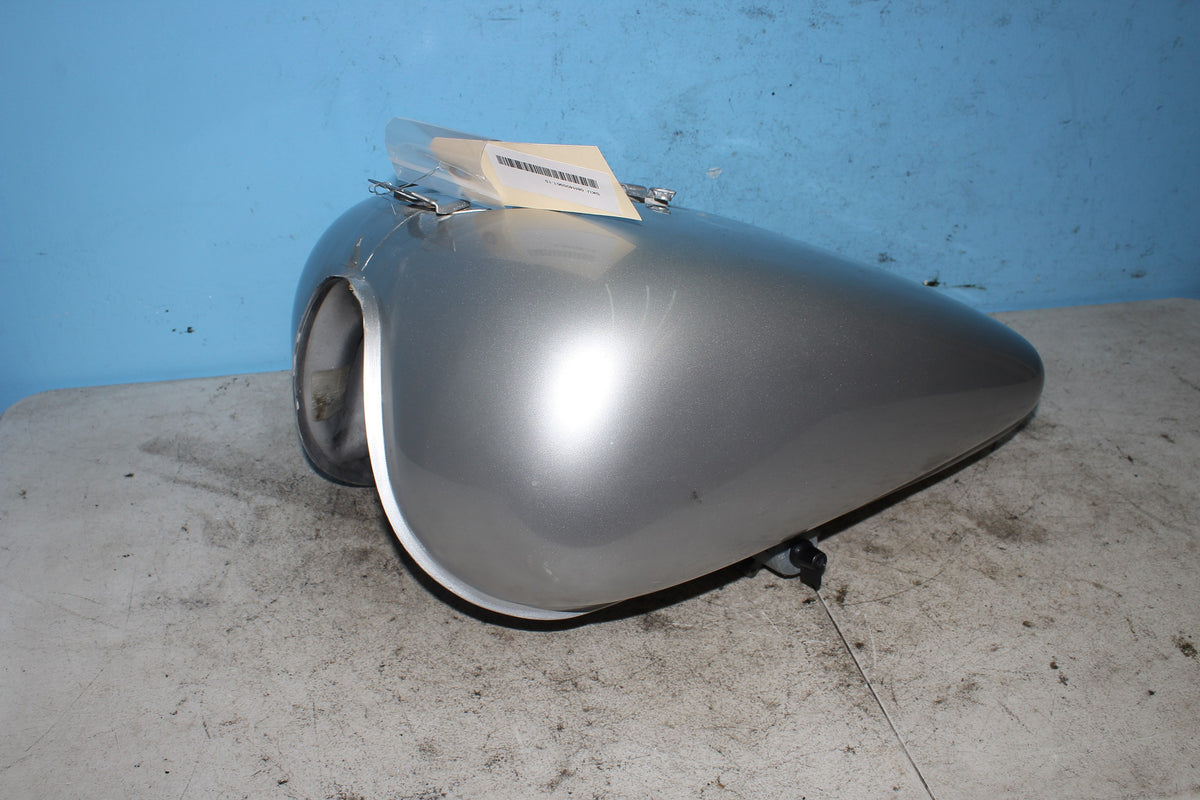 04-09 Honda Shadow Aero VT750 Gas Fuel Tank Petrol Silver Black SEE DESCRIPTION