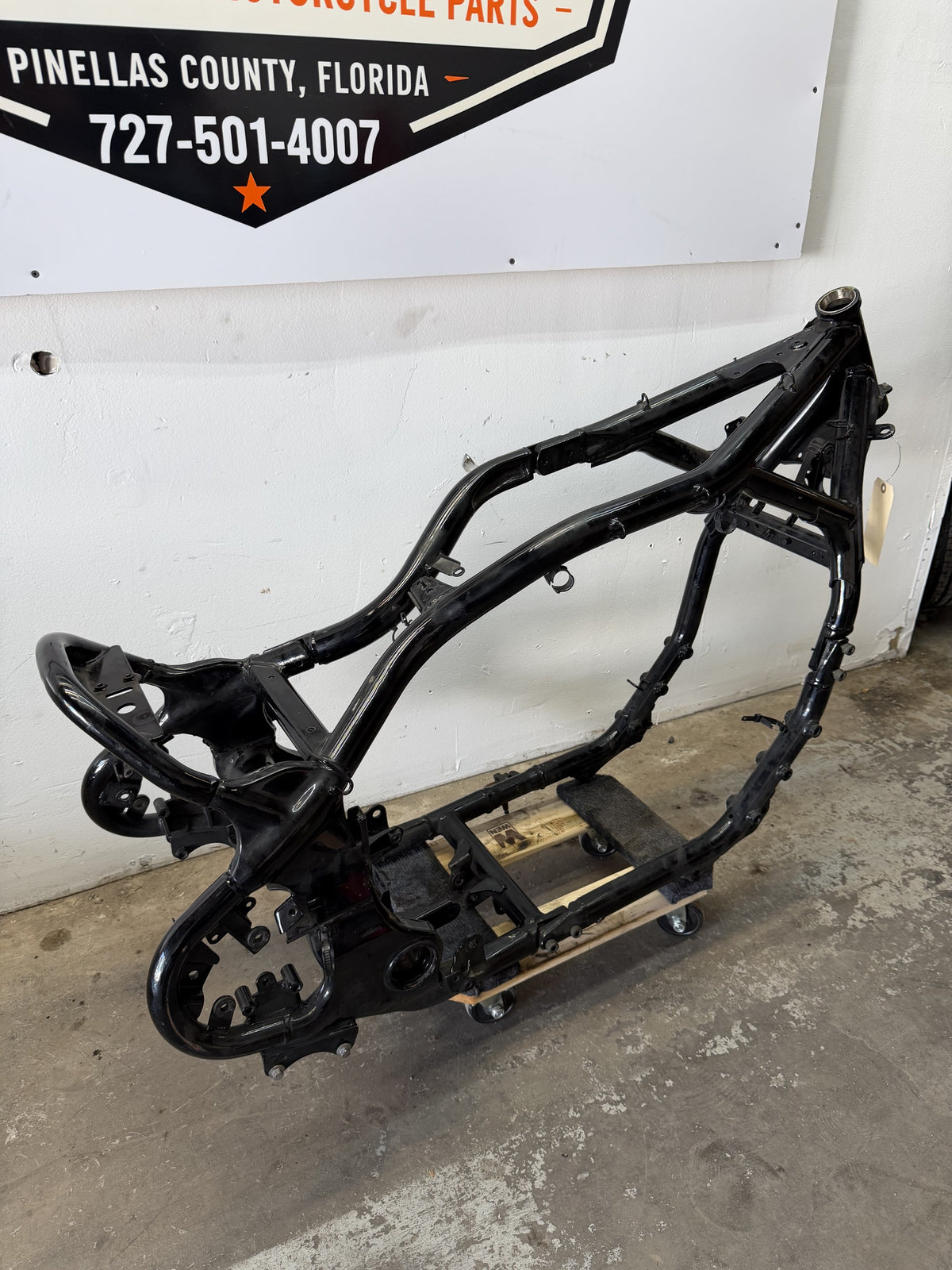 96-01 Yamaha Royal Star XVZ1300 Frame Chassis Main Frame *CLN*