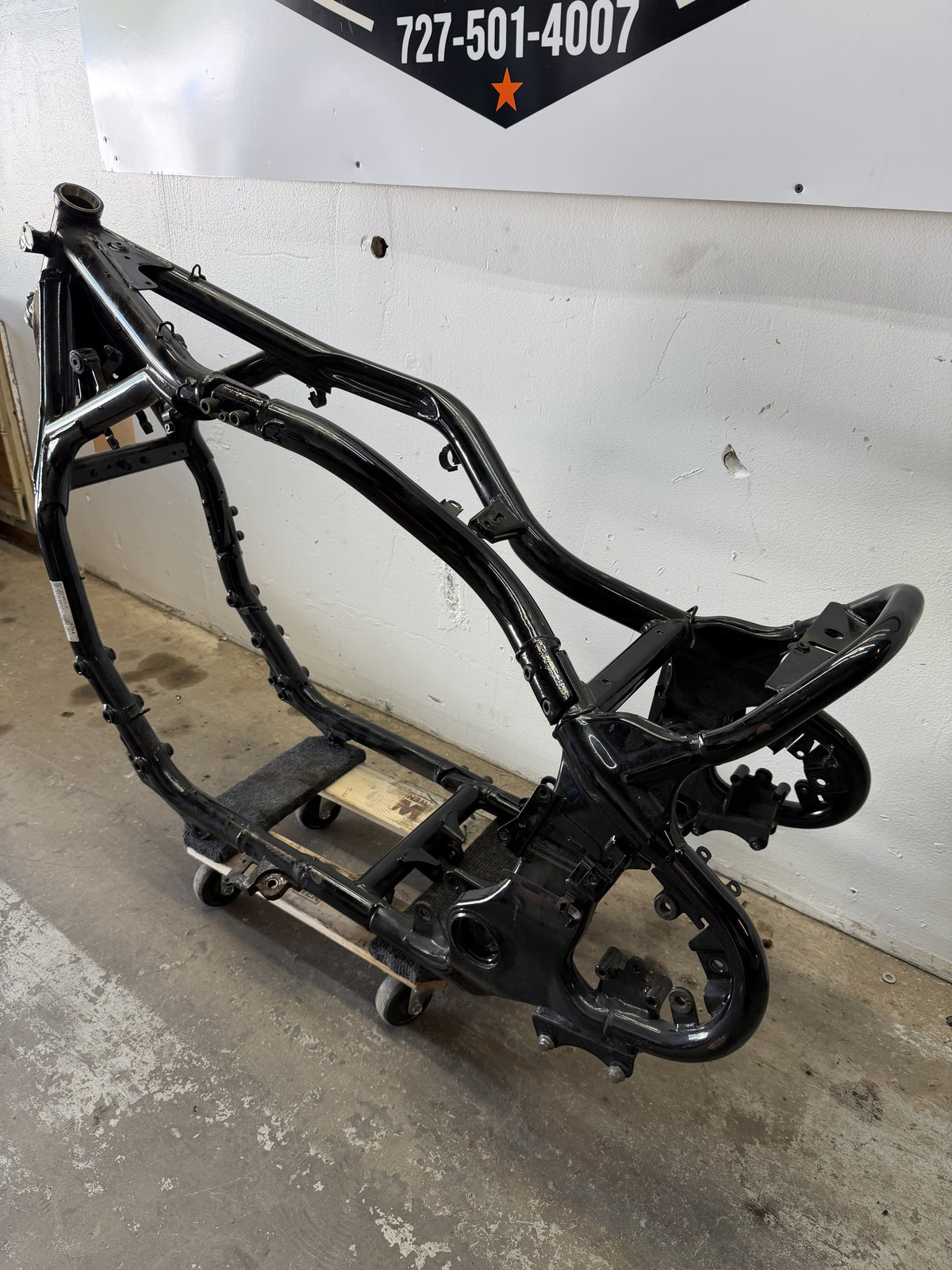 96-01 Yamaha Royal Star XVZ1300 Frame Chassis Main Frame *CLN*