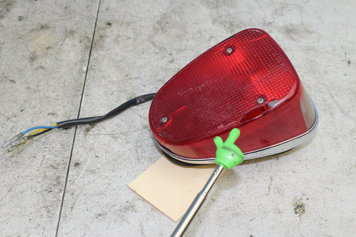 96-01 Yamaha Royal Star XVZ1300 Tail Light Taillight Brake Lamp *DMG*
