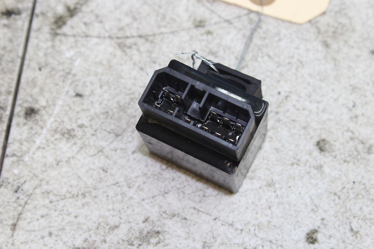 96-01 Yamaha Royal Star XVZ1300 Fuel Pump Relay 3EN-81950-00 Start Stop Cut Off