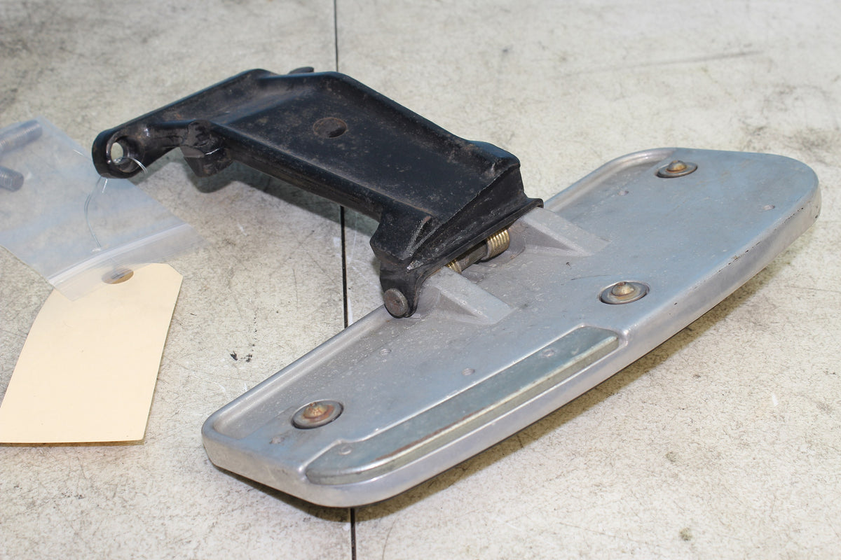 96-01 Yamaha Royal Star XVZ1300 Left Floorboard Driver Floor Board Footrest