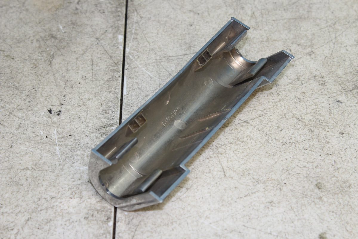 96-01 Yamaha Royal Star XVZ1300 Front Turn Signal Cover Bracket Trim Chrome Fork