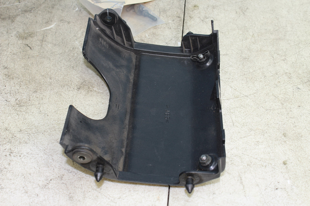 96-01 Yamaha Royal Star XVZ1300 Middle Frame Cover Center Side Cover Panel