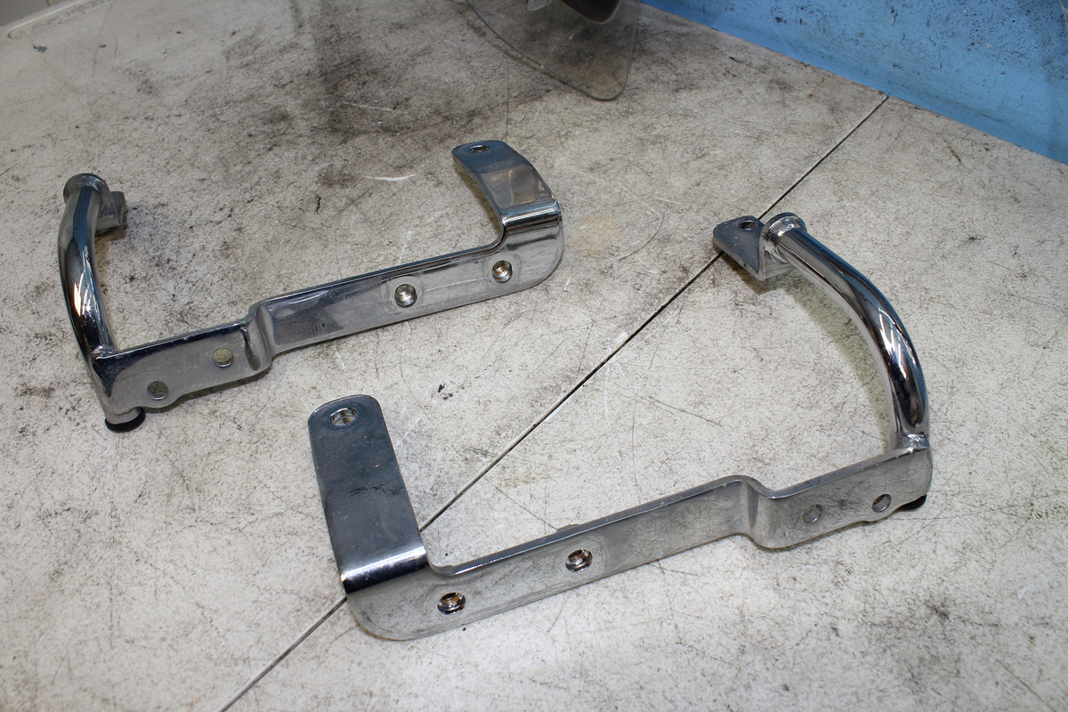 96-01 Yamaha Royal Star XVZ1300 Windshield Windscreen Brackets Mount Emblem